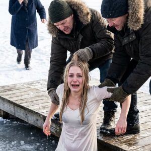 At freezing Blackwood Lake, my son-in-law tossed my late husband’s watch onto thin ice for a livestream. “Go get it,” he sneered. As my daughter plunged into the icy water, his brother violently stomped on her fingers while his billionaire father bribed the staff to ignore my screams. Dragging her lifeless body out, I dialed a number I hadn’t used in 20 years. “Bring everyone,” I hissed…